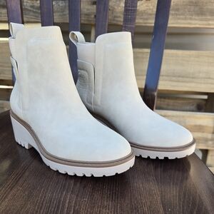 SODA Cream Ankle Boots